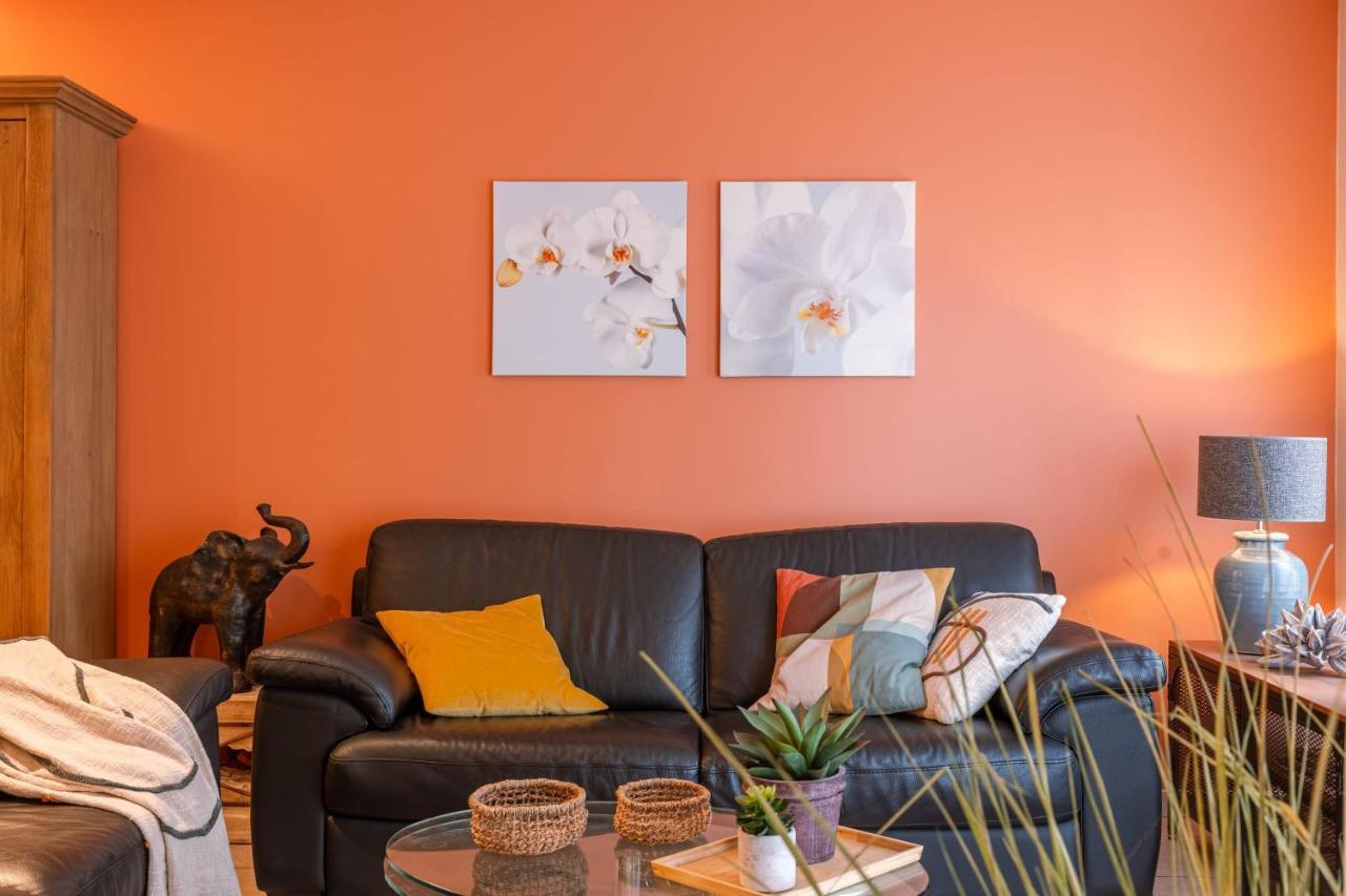 Cosy With 2 Terraces Right At The Beach * Ostend